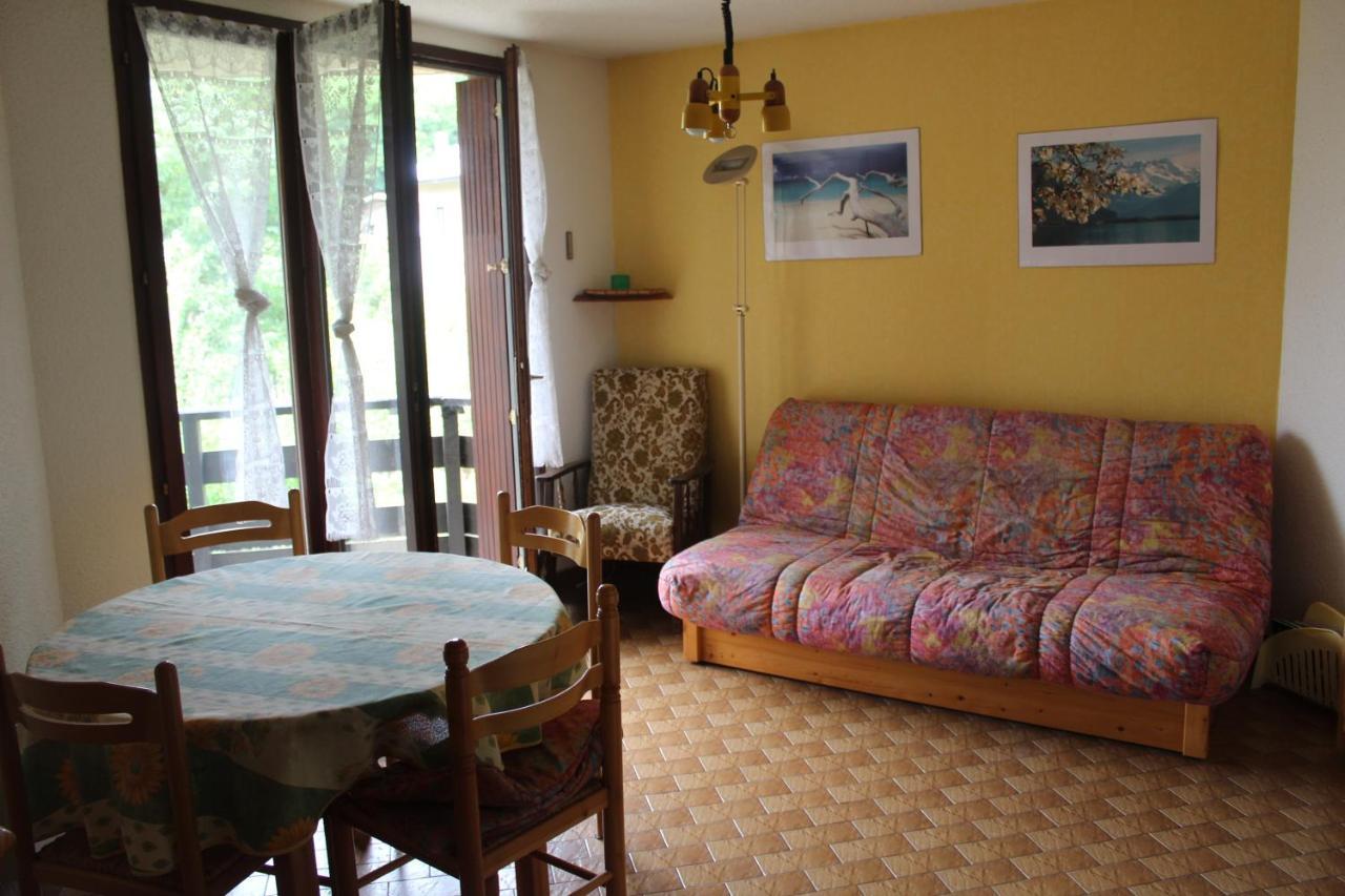 Appartement Au Calme, A Deux Pas Du Plan D Eau Embrun Exterior photo